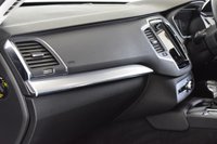 USED 2017 67 VOLVO XC90 2.0 D5 POWERPULSE MOMENTUM PRO AWD 5d 231 BHP Heated Seats + Steering Wheel