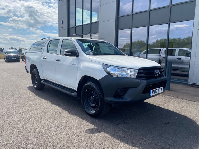 2017 17 Toyota HI-Lux 2.4 ACTIVE 4WD D-4D AIRCON TOWBAR
