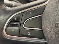 USED 2017 17 RENAULT KADJAR 1.5 SIGNATURE S NAV DCI EDC 5d 110 BHP Automatic, Panoramic Glass Roof, Navigation Media
