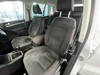 USED 2015 15 VOLKSWAGEN TIGUAN 1.4 MATCH TSI BLUEMOTION TECHNOLOGY 5d 158 BHP GREAT SERVICE HISTORY, SUPERB COLOUR COMBO AND GREAT SPECIFICATION WITH LOW MILES AND OWNERNERSHIP