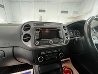 USED 2015 15 VOLKSWAGEN TIGUAN 1.4 MATCH TSI BLUEMOTION TECHNOLOGY 5d 158 BHP GREAT SERVICE HISTORY, SUPERB COLOUR COMBO AND GREAT SPECIFICATION WITH LOW MILES AND OWNERNERSHIP