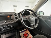 USED 2015 15 VOLKSWAGEN TIGUAN 1.4 MATCH TSI BLUEMOTION TECHNOLOGY 5d 158 BHP GREAT SERVICE HISTORY, SUPERB COLOUR COMBO AND GREAT SPECIFICATION WITH LOW MILES AND OWNERNERSHIP