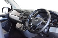 USED 2016 16 VOLKSWAGEN CARAVELLE 2.0 EXECUTIVE TDI BMT 5d 201 BHP 