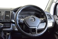 USED 2016 16 VOLKSWAGEN CARAVELLE 2.0 EXECUTIVE TDI BMT 5d 201 BHP 