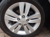 USED 2012 12 HYUNDAI IX20 1.6 STYLE CRDI  5d 113 BHP &pound;30  Road Tax