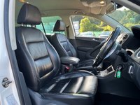 USED 2011 D VOLKSWAGEN TIGUAN 2.0 R LINE TDI 4MOTION 5d 170 BHP FULL LEATHER + DUAL ZONE CLIMATE + R-LINE STYLING PACK + AUTO LIGHTS