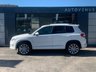 USED 2011 D VOLKSWAGEN TIGUAN 2.0 R LINE TDI 4MOTION 5d 170 BHP FULL LEATHER + DUAL ZONE CLIMATE + R-LINE STYLING PACK + AUTO LIGHTS