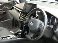 USED 2019 19 TOYOTA CHR 1.2 EXCEL AWD 5d 114 BHP 4WD SAT NAV LEATHER HEATED SEATS TOYOTA WARRANTY