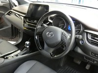 USED 2019 19 TOYOTA CHR 1.2 EXCEL AWD 5d 114 BHP 4WD SAT NAV LEATHER HEATED SEATS TOYOTA WARRANTY