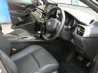 USED 2019 19 TOYOTA CHR 1.2 EXCEL AWD 5d 114 BHP 4WD SAT NAV LEATHER HEATED SEATS TOYOTA WARRANTY
