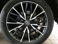 USED 2019 19 TOYOTA CHR 1.2 EXCEL AWD 5d 114 BHP 4WD SAT NAV LEATHER HEATED SEATS TOYOTA WARRANTY