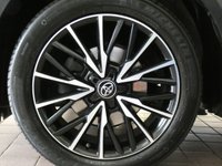 USED 2019 19 TOYOTA CHR 1.2 EXCEL AWD 5d 114 BHP 4WD SAT NAV LEATHER HEATED SEATS TOYOTA WARRANTY