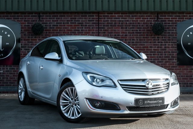 View our VAUXHALL INSIGNIA