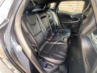 USED 2014 63 VOLVO V40 1.6 D2 R-DESIGN LUX 5d 113 BHP 