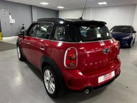 USED 2013 63 MINI COUNTRYMAN 2.0 COOPER SD 5d 141 BHP * AIR CON * ALLOYS * PARKING SENSORS * ELECTRIC FOLDING MIRRORS *
