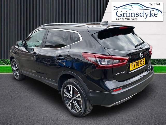 View our NISSAN QASHQAI