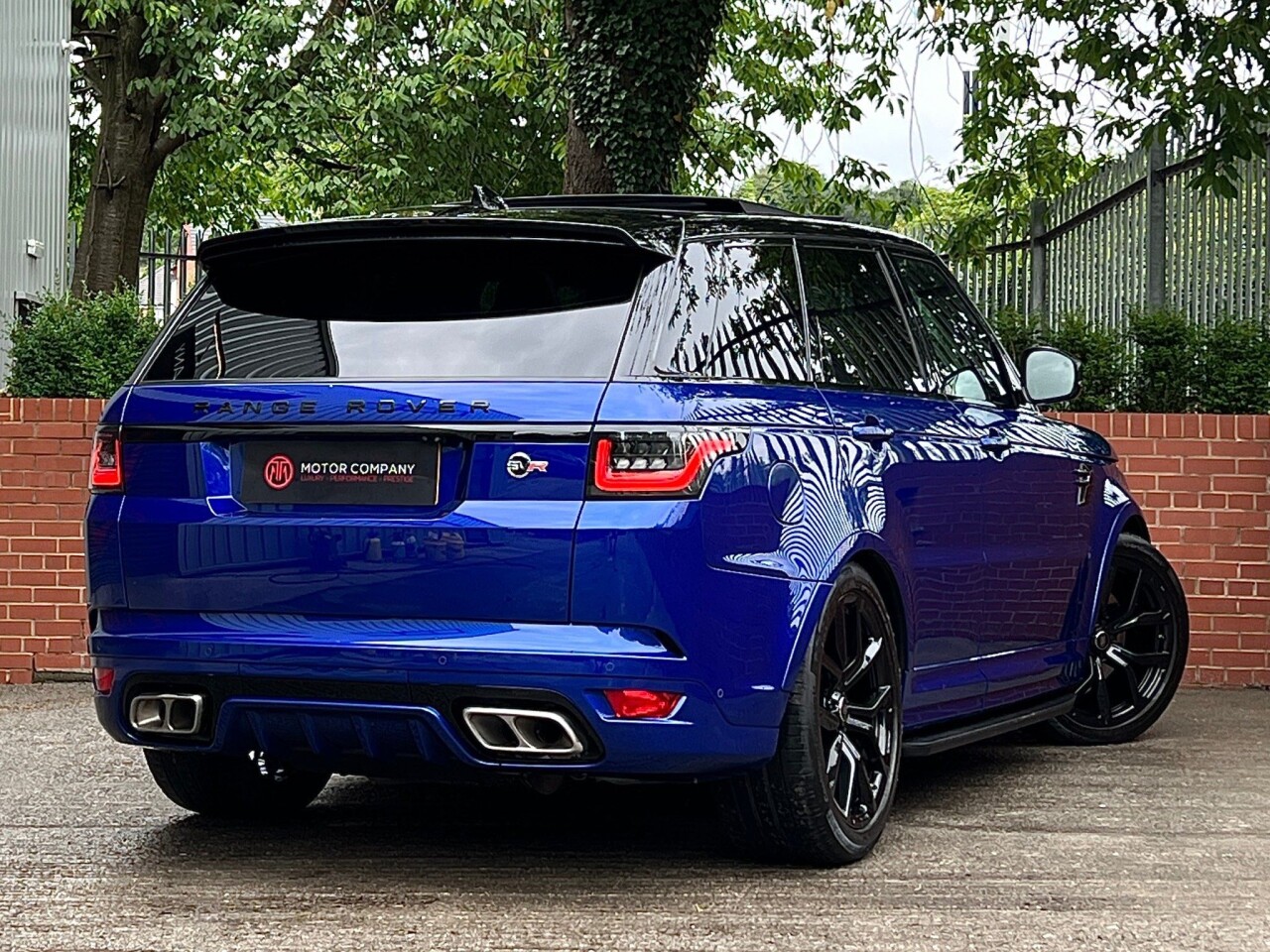2018 18 LAND ROVER RANGE ROVER SPORT 5.0L SVR 5d AUTO 567 BHP