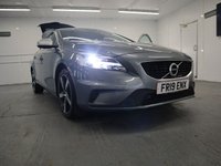 USED 2019 19 VOLVO V40 2.0 D3 R-DESIGN EDITION 5d 148 BHP FANTASTIC SPECIFICATION LOW MILES FULL LEATHER R DESIGN TRIM SPORTS FACE ALLOY WHEELS