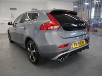 USED 2019 19 VOLVO V40 2.0 D3 R-DESIGN EDITION 5d 148 BHP FANTASTIC SPECIFICATION LOW MILES FULL LEATHER R DESIGN TRIM SPORTS FACE ALLOY WHEELS