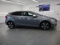 USED 2019 19 VOLVO V40 2.0 D3 R-DESIGN EDITION 5d 148 BHP FANTASTIC SPECIFICATION LOW MILES FULL LEATHER R DESIGN TRIM SPORTS FACE ALLOY WHEELS