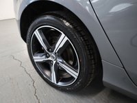 USED 2019 19 VOLVO V40 2.0 D3 R-DESIGN EDITION 5d 148 BHP FANTASTIC SPECIFICATION LOW MILES FULL LEATHER R DESIGN TRIM SPORTS FACE ALLOY WHEELS