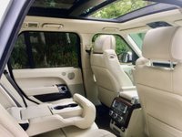 USED 2014 64 LAND ROVER RANGE ROVER 4.4 SDV8 AUTOBIOGRAPHY 5d AUTO 339 BHP 1 PRIVATE OWNER FROM NEW//EXCEPTIONALLY WELL MAINTAINED WITH FULL LAND ROVER//SPECIALIST SERVICE HISTORY SERVICE //CONTRAST BLACK ROOF AND REAR PRIVACY GLASS 339 BHP 1 PRIVATE OWNER FROM NEW//EXCEPTIONALLY WELL MAINTAINED WITH FULL LAND ROVER//SPECIALIST SERVICE HISTORY SERVICE //CONTRAST BLACK ROOF AND REAR PRIVACY GLASS