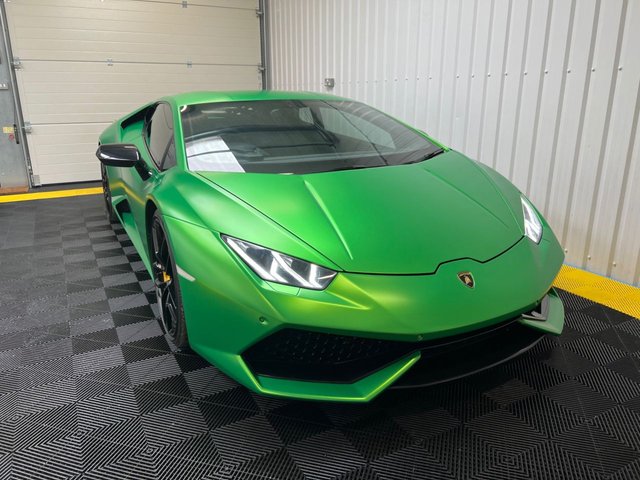 View our LAMBORGHINI HURACAN