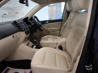 USED 2014 64 VOLKSWAGEN TIGUAN 2.0 MATCH TDI BLUEMOTION TECH 4MOTION DSG 5d 139 BHP STUNNING MAGNOLIA LEATHER LOW MILES HEATED SEATS  SATELITTE NAVIGATION