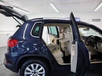 USED 2014 64 VOLKSWAGEN TIGUAN 2.0 MATCH TDI BLUEMOTION TECH 4MOTION DSG 5d 139 BHP STUNNING MAGNOLIA LEATHER LOW MILES HEATED SEATS  SATELITTE NAVIGATION