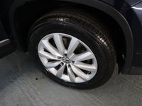 USED 2014 64 VOLKSWAGEN TIGUAN 2.0 MATCH TDI BLUEMOTION TECH 4MOTION DSG 5d 139 BHP STUNNING MAGNOLIA LEATHER LOW MILES HEATED SEATS  SATELITTE NAVIGATION