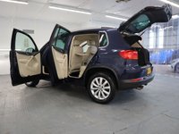 USED 2014 64 VOLKSWAGEN TIGUAN 2.0 MATCH TDI BLUEMOTION TECH 4MOTION DSG 5d 139 BHP STUNNING MAGNOLIA LEATHER LOW MILES HEATED SEATS  SATELITTE NAVIGATION