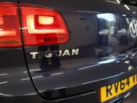 USED 2014 64 VOLKSWAGEN TIGUAN 2.0 MATCH TDI BLUEMOTION TECH 4MOTION DSG 5d 139 BHP STUNNING MAGNOLIA LEATHER LOW MILES HEATED SEATS  SATELITTE NAVIGATION