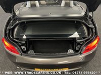 USED 2009 59 BMW Z4 SDRIVE23i 2.5 6 CYLINDER 6 SPEED AUTO CONVERTIBLE/CABRIOLET 204 PS UK DELIVERY FLAT FEE &pound;100*VIDEO AVAILABLE*FINANCE ARRANGED*PART EX*HPI CLEAR