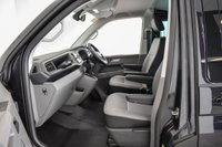 USED 2020 70 VOLKSWAGEN TRANSPORTER T6.1 T32 2.0 TDI 150PS DSG HIGHLINE KOMBI SWB Highline 150ps DSG Kombi