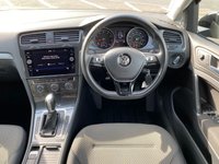 USED 2018 18 VOLKSWAGEN GOLF 1.0 SE TSI BLUEMOTION TECHNOLOGY DSG 5d 109 BHP ONE OWNER, FULL VW SERVICE HISTORY