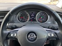 USED 2018 18 VOLKSWAGEN GOLF 1.0 SE TSI BLUEMOTION TECHNOLOGY DSG 5d 109 BHP ONE OWNER, FULL VW SERVICE HISTORY