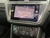 USED 2017 17 VOLKSWAGEN TIGUAN 2.0 SEL TDI BMT 4MOTION 5d 148 BHP FULL HEATED LEATHER,GLASS ROOF, 4X4 ,PARK + CAMERA
