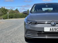 USED 2020 70 VOLKSWAGEN GOLF 1.5 STYLE ETSI DSG 5d 148 BHP Satellite Navigation Hybrid