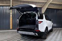 USED 2020 70 LAND ROVER DISCOVERY 3.0 SDV6 LANDMARK 5d 302 BHP 1 OWNER, JUST SERVICED, PAN ROOF