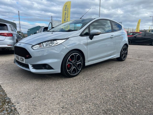 2016 66 Ford Fiesta 1.6 ST200 3d 197 BHP