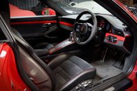 USED 2017 17 PORSCHE 911 GT3 GT3 FULL CARBON FIBRE TECHART, FULL PORSCHE HISTORY, PORSCHE WARRANTY TO MARCH 2023, FRONT LIFT