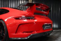 USED 2017 17 PORSCHE 911 GT3 GT3 FULL CARBON FIBRE TECHART, FULL PORSCHE HISTORY, PORSCHE WARRANTY TO MARCH 2023, FRONT LIFT