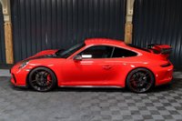USED 2017 17 PORSCHE 911 GT3 GT3 FULL CARBON FIBRE TECHART, FULL PORSCHE HISTORY, PORSCHE WARRANTY TO MARCH 2023, FRONT LIFT