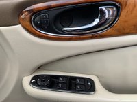 USED 2006 06 JAGUAR XJ 2.7 TDVI SOVEREIGN 4d 206 BHP P/X TO CLEAR 2 KEYS