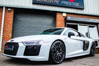 USED 2015 R AUDI R8 5.2 V10 PLUS QUATTRO 2d 602 BHP 2KEYS+FSH+HTD LEATHERS+BOSE
