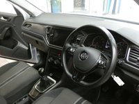 USED 2019 19 VOLKSWAGEN T-ROC 1.0 DESIGN TSI 5d 114 BHP CRUISE CONTROL PARKING SENSORS 6 MONTHS GOLD WARRANTY