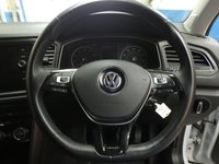 USED 2019 19 VOLKSWAGEN T-ROC 1.0 DESIGN TSI 5d 114 BHP CRUISE CONTROL PARKING SENSORS 6 MONTHS GOLD WARRANTY