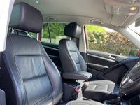 USED 2014 14 VOLKSWAGEN TIGUAN 2.0 MATCH TDI BLUEMOTION TECH 4MOTION DSG 5d 139 BHP Black Leather, Heated Seats