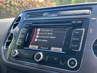 USED 2014 14 VOLKSWAGEN TIGUAN 2.0 MATCH TDI BLUEMOTION TECH 4MOTION DSG 5d 139 BHP Black Leather, Heated Seats