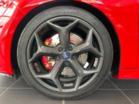 USED 2013 13 FORD FOCUS 2.0 ST-3 5d 247 BHP EXCELLENT SERVICE HISTORY